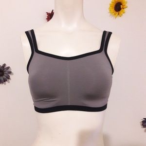 Natori High-Impact Yogi Contour Convertible Full C